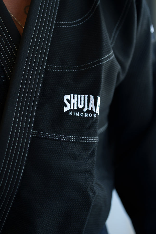 VALORIAN KIMONO - Black/Nyeusi
